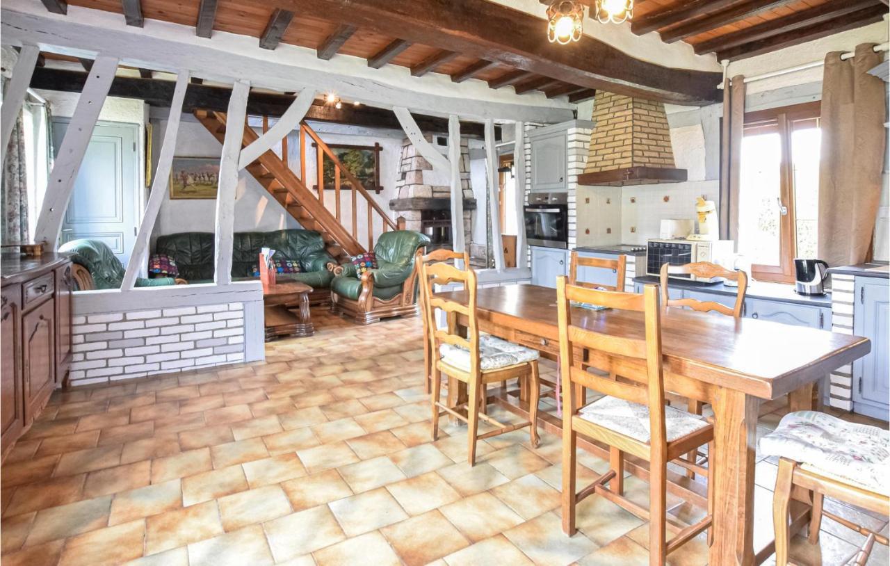 2 Bedroom Lovely Home In Marques Exterior photo